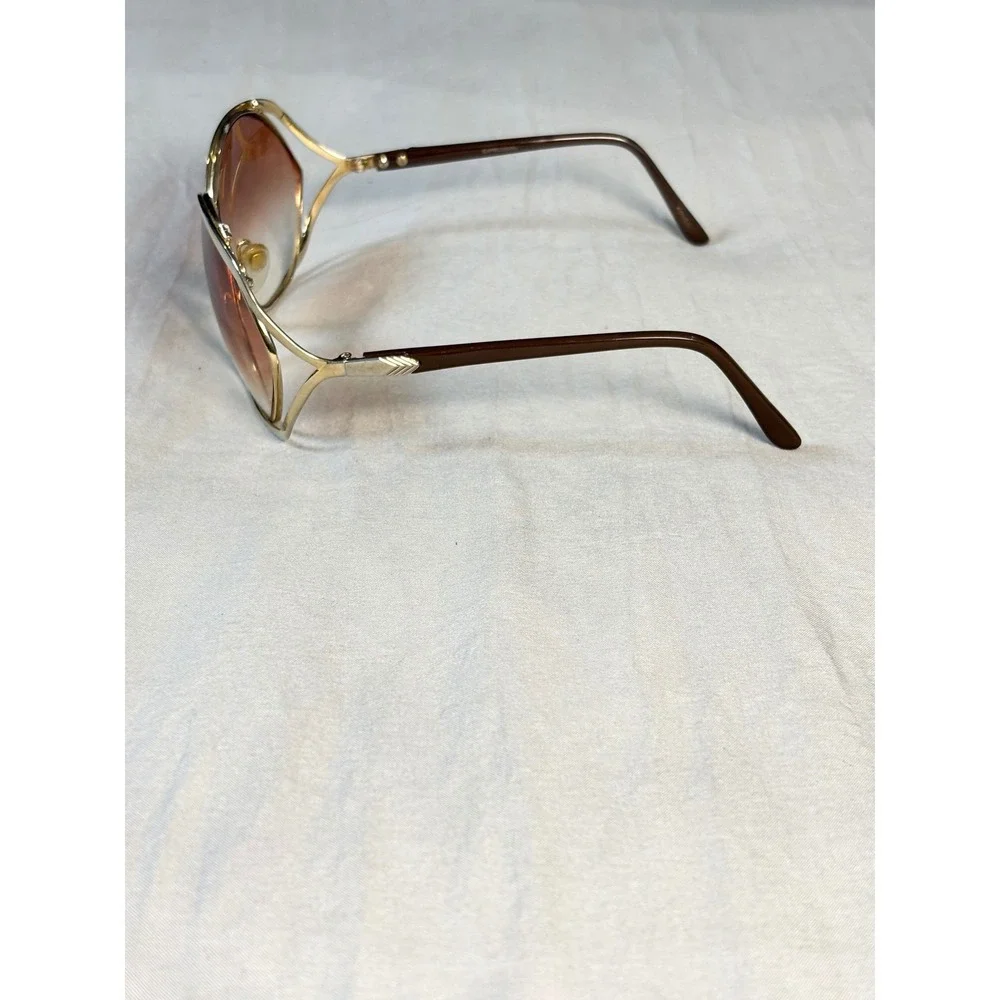 Vintage 80s Butterfly Sunglasses Gold Tone Metal Brown Gradient Lens Women